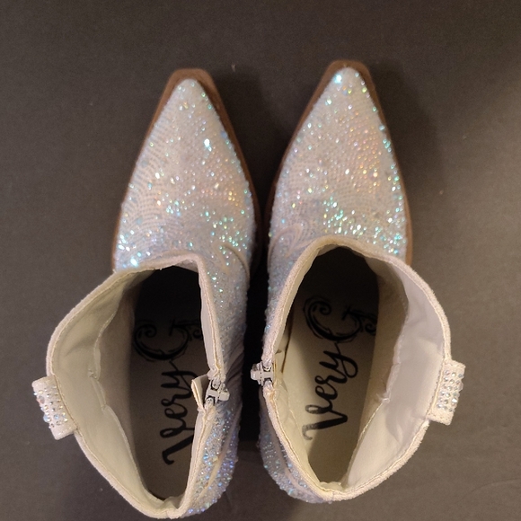 Sparkling Rhinestone Cowboy Booties - Picture 5 of 9